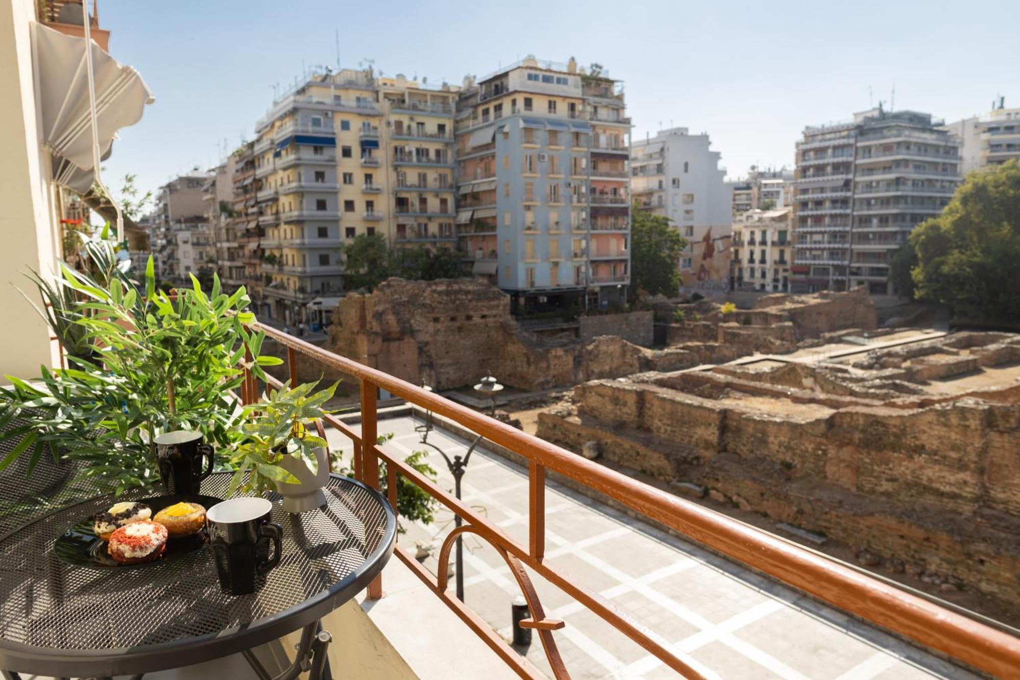 Starlights Wonderful View Apartments By Binobi! Thessaloníki Eksteriør billede