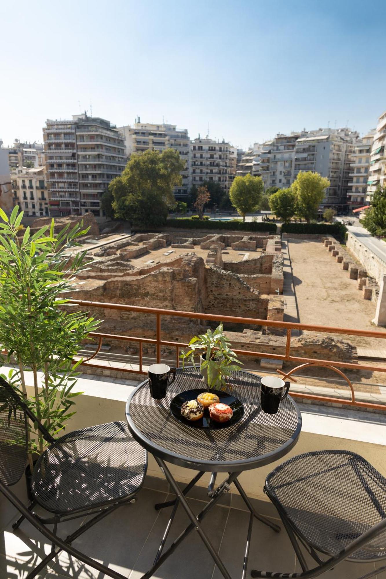 Starlights Wonderful View Apartments By Binobi! Thessaloníki Eksteriør billede